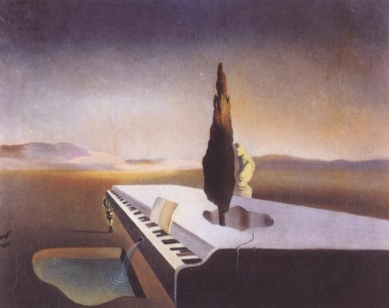 Fontaine nécrophile issue d'un grand piano - Salvador Dali